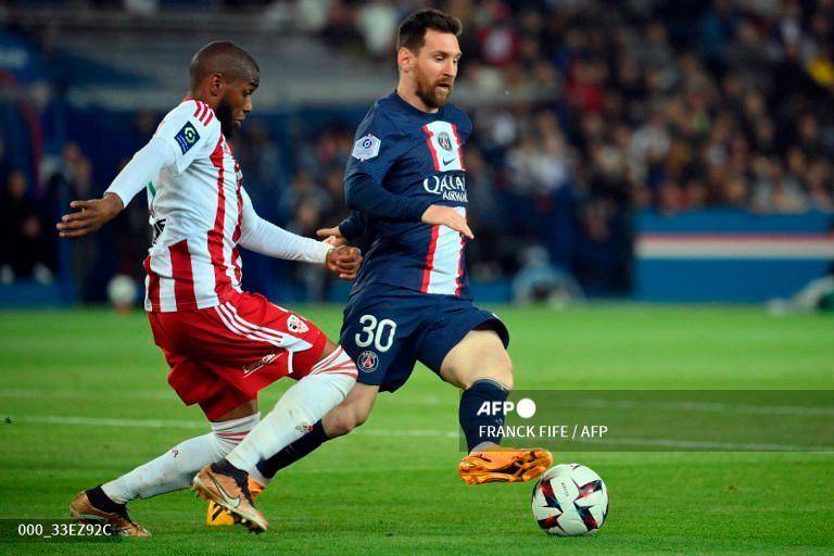 Lionel Messi tuvo un partido discreto en su regreso a las canchas con el PSG. FOTO: AFP