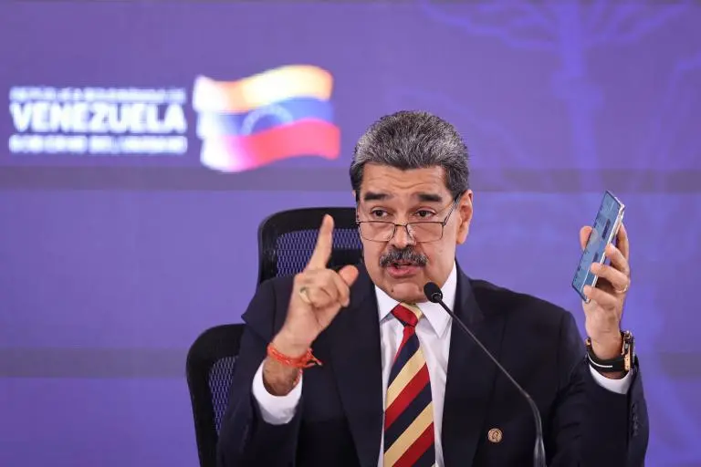  Nicolás Maduro dijo que la aplicación estará integrada con la Fuerza Armada Nacional Bolivariana (FANB) de Venezuela. FOTO: Getty