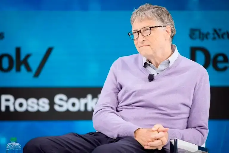 Bill Gates brindó claves para responder a una pregunta compleja en una entrevista de trabajo. FOTO: Getty