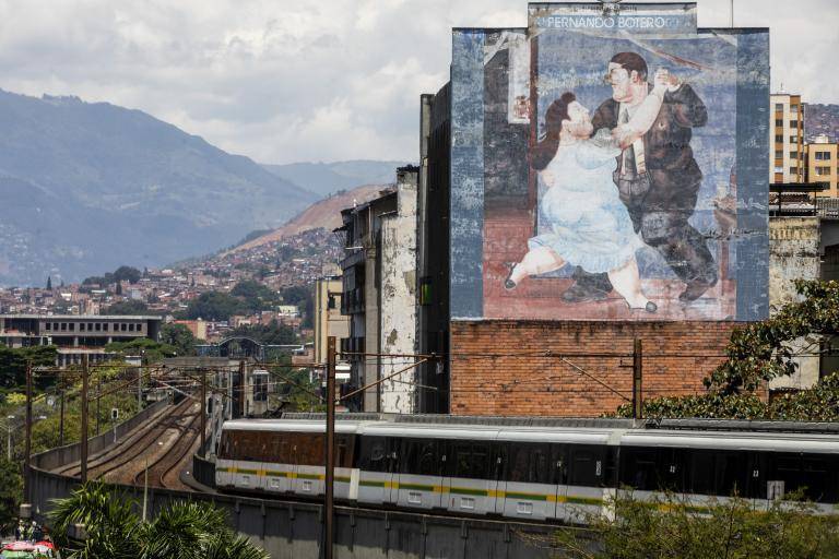 ¿Quién cabe en el Centro? Giuseppe Caputo, Carmen Gil Vrolijk y Yubely Vahos se reúnen en La Pascasia para conversar sobre el Centro de Medellín