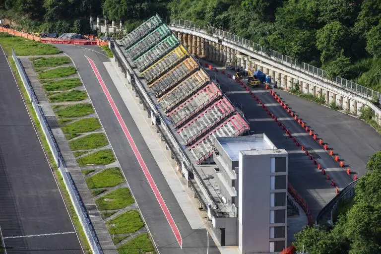 Vista de las obras del Central Park o autódromo de Bello en junio pasado. FOTO: Esneyder Gutiérrez. Archivo El Colombiano