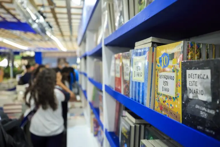 82% de los estudiantes de primer grado de Medellín leen menos de 48 palabras por minuto. FOTO Camilo Suárez. 