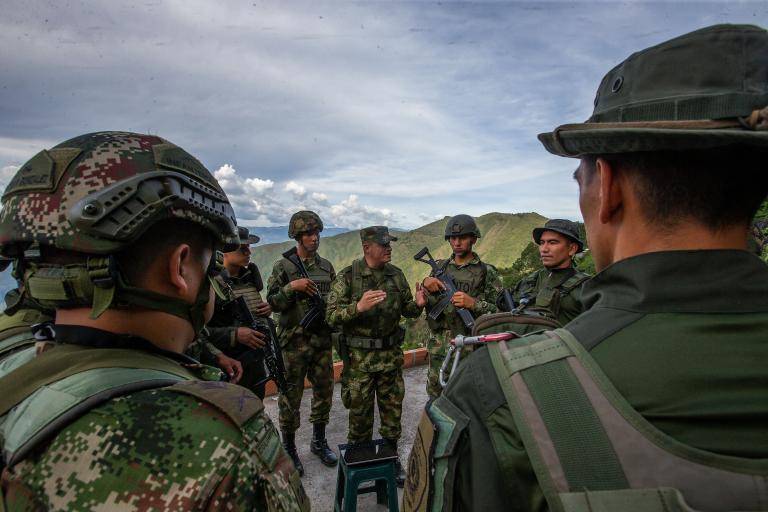 <span class="mln_uppercase_mln">La</span><b><span class="mln_uppercase_mln"> Corte Constitucional ordenó al Ejército Nacional incorporar el marcador de género “no binario” tras resolver una tutela. Foto: Esneyder Gutiérrez Cardona.</span></b>