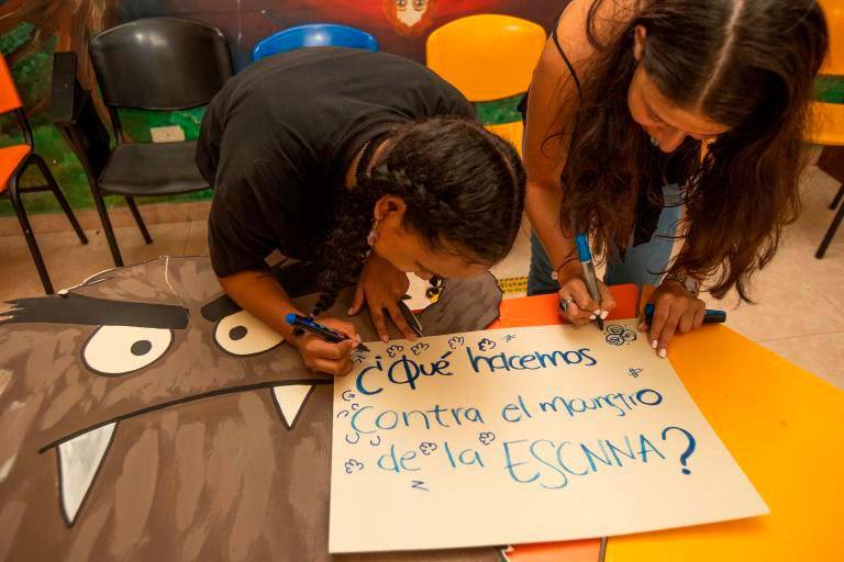 En la corporación Con-Vivamos uno de los focos está en la prevención de violencias sexuales, entre ella la Escnna. FOTO Esneyder Gutiérrez