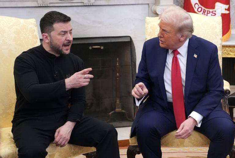 El presidente de Estados Unidos, Donald Trump y su homologo de Ucrania, Volodomir Zelenski, sostuvieron una llamada telefónica semanas después del encontronazo verbal entre ambos en la Casa Blanca. FOTO: Getty