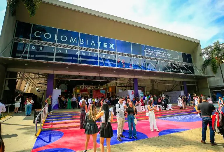 Plaza Mayor Medellín fue el escenario de una de las ferias más relevantes del Sistema Moda en la región. FOTO CAMILO SUÁREZ