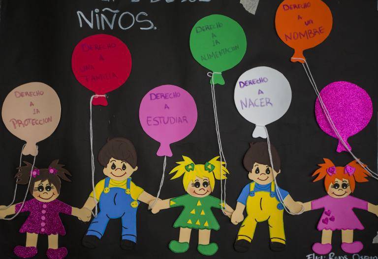 <span class="mln_uppercase_mln">El</span><b><span class="mln_uppercase_mln"> Instituto Colombiano de Bienestar Familiar (ICBF) </span></b><span class="mln_uppercase_mln">y funcionarios de la Alcaldía de Soacha realizaron una inspección en el jardín infantil donde se habría abusado de una menor. Foto: Julio César Herrera Echeverri</span>