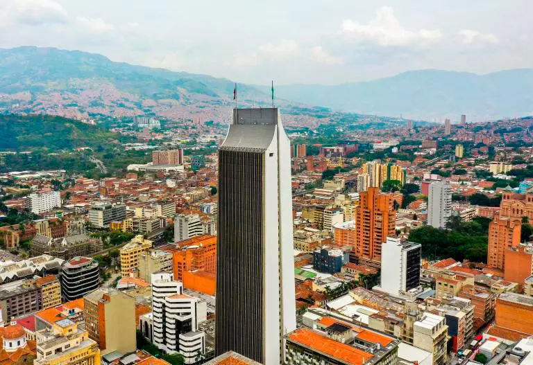, hay más de 13.000 ofertas laborales disponibles para quiénes aún se encuentran en búsqueda activa de empleo en Medellín. FOTO: CAMILO SÚAREZ