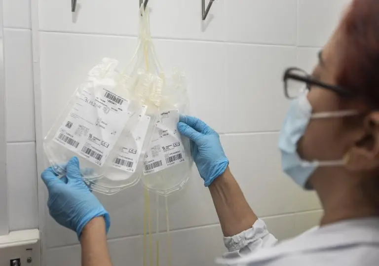 En Colombia, solo 15 de cada 1.000 personas que pueden donar lo hacen. En el caso de Antioquia, la Cruz Roja registra el 11, 7% de las donaciones de sangre en el país, una cifra que en diciembre puede variar debido a la falta de donantes. FOTO Andrés Camilo Suárez Echeverry