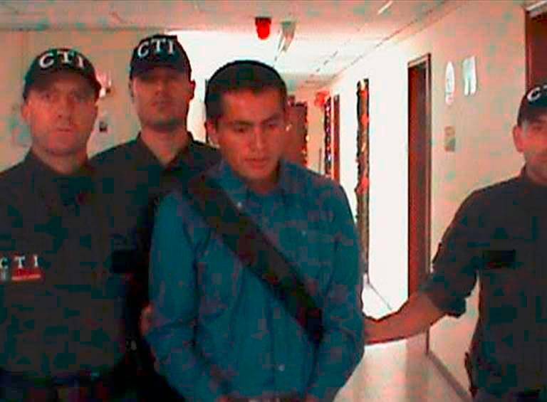 Alfair Sabogal fue condenado en 2015 a 60 años de prisión por asesinar a una familia con un martillo. FOTO: Tomada de redes