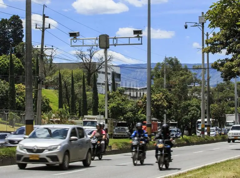 La Alcaldía de Medellín decretó la suspensión del pico y placa entre el 23 de diciembre de 2025 y el 16 de enero de 2026. FOTO: Andrés Camilo Suárez Echeverry