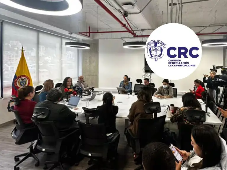 En el documento, la entidad solicitaba información detallada sobre procesos internos, políticas editoriales, funcionamiento de consejos de redacción, criterios de publicación y medidas para evitar sesgos informativos. Foto: CRC 