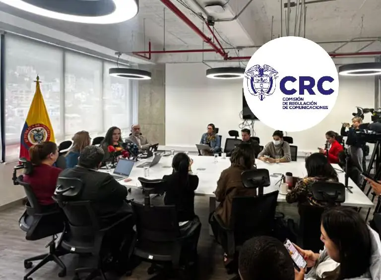 En el documento, la entidad solicitaba información detallada sobre procesos internos, políticas editoriales, funcionamiento de consejos de redacción, criterios de publicación y medidas para evitar sesgos informativos. Foto: CRC 