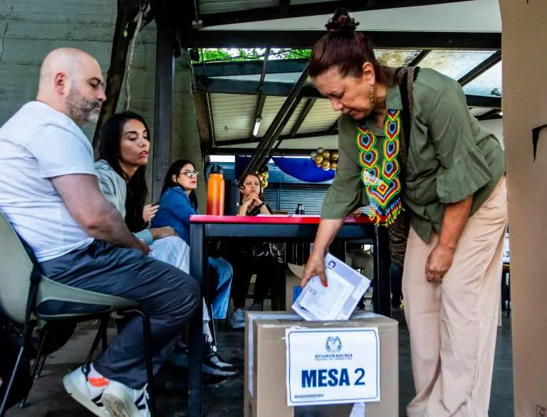 Las medidas dictadas buscan que más personas puedan cumplir con el deber ciudadano de votar. FOTO: JULIO CÉSAR HERRERA 