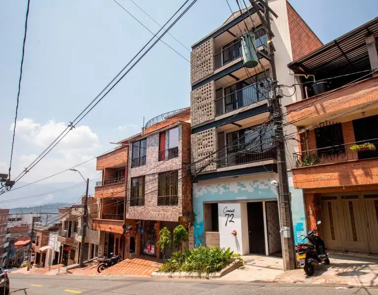 Durante los primeros tres meses de este año, han tenido más de 27 millones de búsquedas de inmuebles, de las cuales 52% del interés fue para tipo en arriendo. FOTO: EL COLOMBIANO