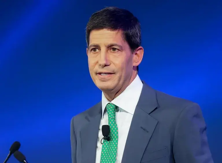 El presidente de EE. UU., Donald Trump, confirmó a través de Truth Social la nominación de Kevin Warsh (en la foto) como presidente de la Reserva Federal. FOTO: La República.