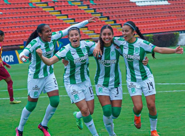 Mary José Álvarez, Ángela Barón, Daniela Montoya y Sara Córdoba le dieron la victoria a Nacional ante Tolima. FOTO CORTESÍA ATLÉTICO NACIONAL 