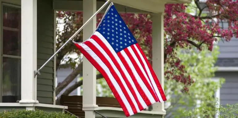 Las presiones de Donald Trump sobre los ciudadanos naturalizados en Estados Unidos. FOTO: FREEPIK