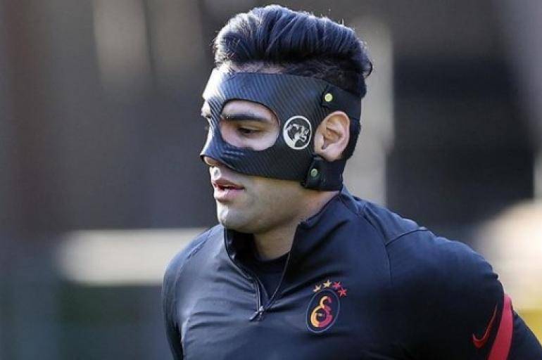 Así apareció Falcao García después de su lesión tras un entrenamiento. Foto: Redes sociales