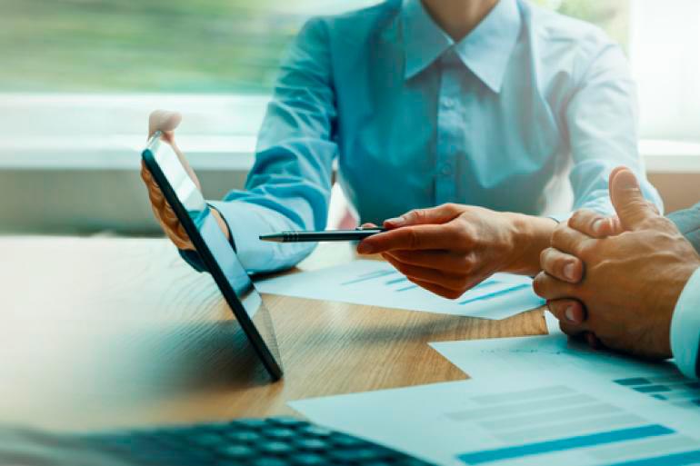 Cada vez más millennials en Colombia apuestan por el polyworking como forma de vida laboral. FOTO: iStock