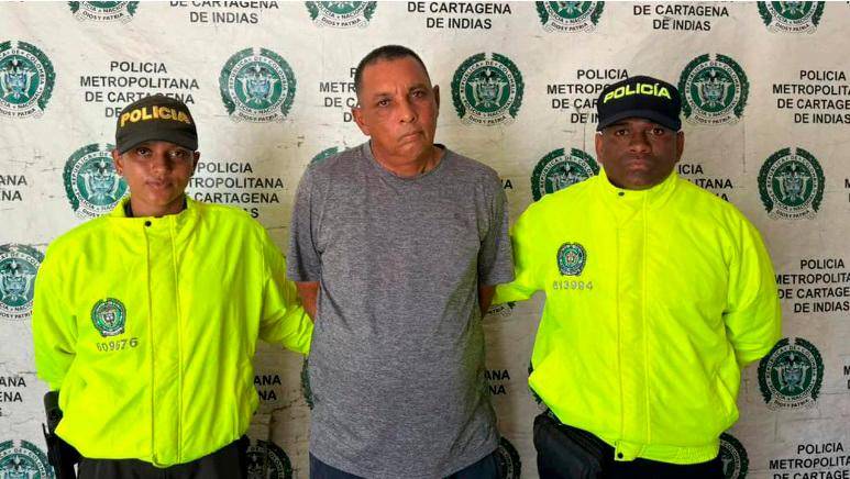 Captura del cantante y empresario, Ángel Navarro Romero. FOTO POLICÍA
