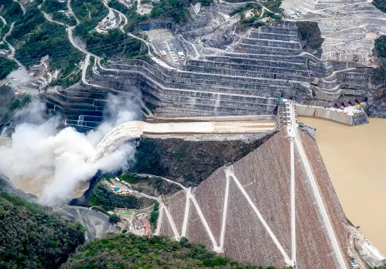 Hidroituango produce el 11% de la energía que demanda el país. El proyecto comenzó hace 27 años. FOTO: JUAN ANTONIO SÁNCHEZ