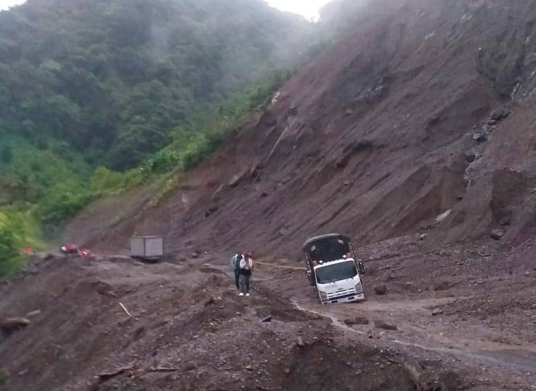 El cierre total de la vía Dabeiba-Mutatá se presenta en el sector conocido como Godó. FOTO CORTESÍA
