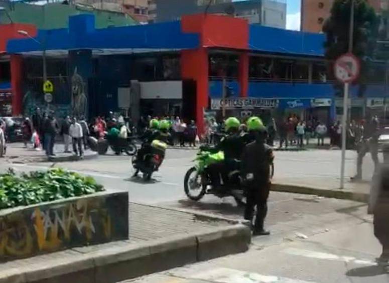 En esta esquina de la calle 19 se escucharon los disparos. FOTO: Captura de video