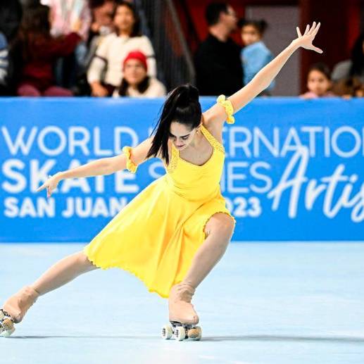 La antioqueña María Paulina Pérez en acción en su modalidad la danza. FOTO CORTESÍA