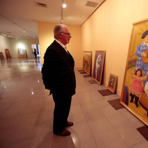 Fernando Botero visitando sus obras en el Museo de Antioquia el 30 de enero de 2015. FOTO Manuel Saldarriaga.