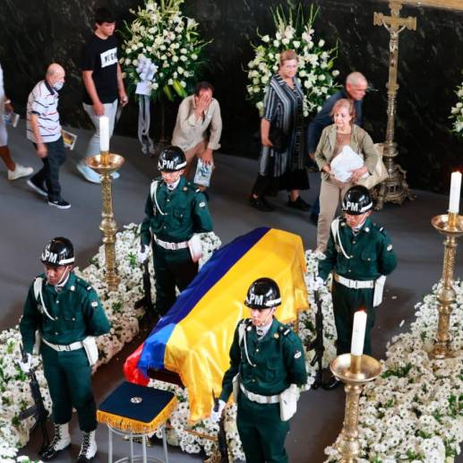 El cuerpo del maestro Fernando Botero permanecerá en cámara ardiente en el Museo de Antioquia hasta el jueves 28 de septiembre. Ese día será trasladado, en horas de la mañana, a la Catedral Basílica Metropolitana para una última eucaristía de despedida antes de ser trasladado de nuevo a Bogotá para su cremación. 