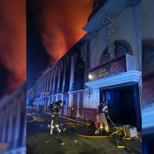 Las llamas dentro de las discotecas fueron reportadas a las 6:00 de la mañana, sin embargo, el cuerpo de bomberos llegó alrededor de las 7:00 de la mañana y a la hora ya estaba sofocando el fuego. FOTO: Cortesía redes sociales / X @elmundoes