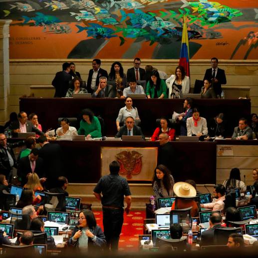 Este viernes se cumple el plazo de 10 días para que la comisión accidental rinda un informe sobre lo que concerten los congresistas participantes de la reforma a la salud presentada por el Gobierno. <b><span class="mln_uppercase_mln"> </span></b>FOTO<b><span class="mln_uppercase_mln"> colprensa</span></b>