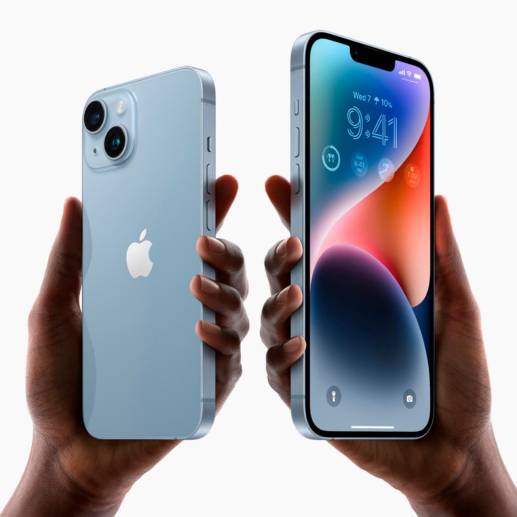 Los celulares iPhone 14 y iPhone 14 Plus lanzados en 2022. FOTO Cortesía Apple