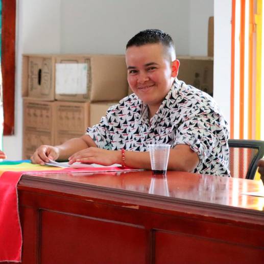 Andrés Felipe Gómez, conocido en la comunidad como Pipe, hizo campaña con el Partido Conservador en 2019. Se destaca por su labor en el cuerpo de bomberos y en la comunidad LGBTI.<b><span class="mln_uppercase_mln"> </span></b>FOTO<b><span class="mln_uppercase_mln"> ESCUELA CON SENTIDO</span></b>
