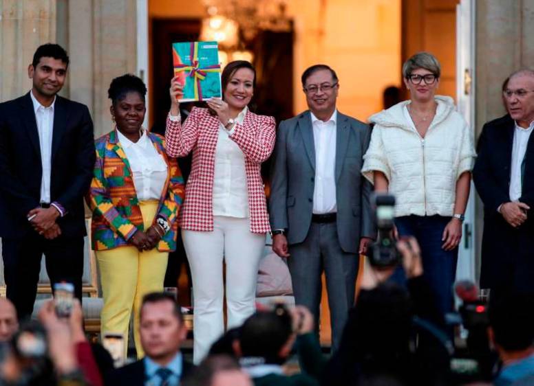 La reforma a la salud fue radicada ante el Congreso el pasado 13 de febrero tras un acto simbólico con el presidente Gustavo Petro. FOTO COLPRENSA