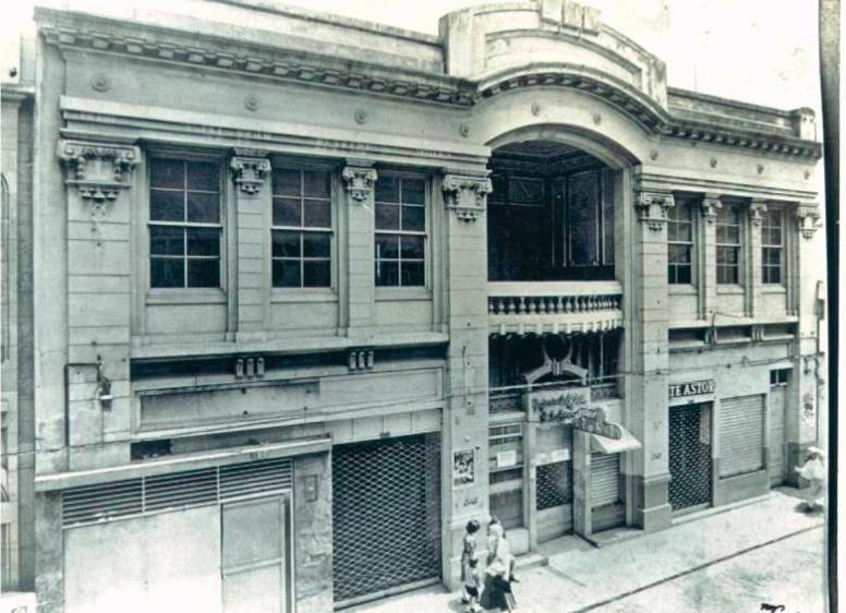 El Astor nació con cinco mesas en un rincón de Junín
