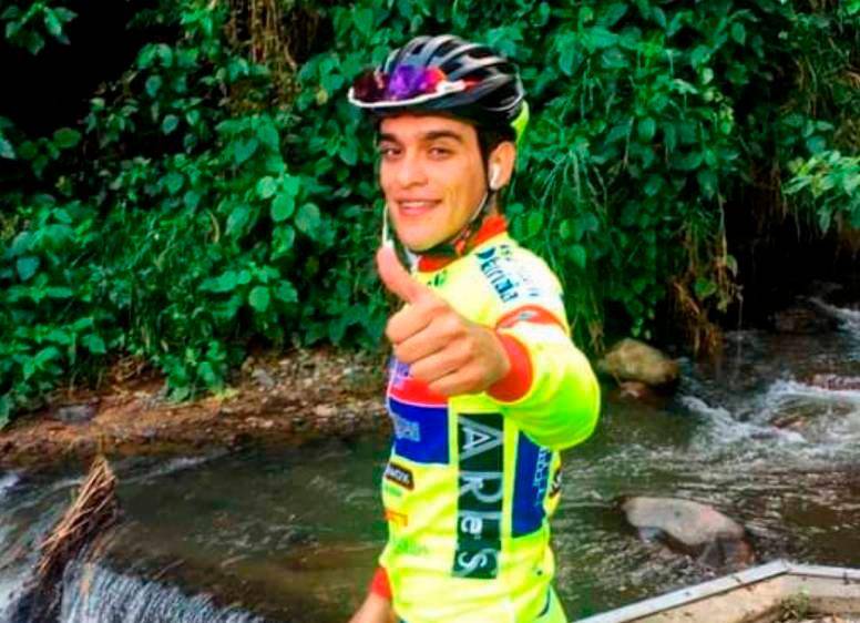 A sus 25 años, el ciclista Restrepo Diossa ya había logrado ingresar a un equipo europeo y correr pruebas en ese continente. FOTO: ARCHIVO
