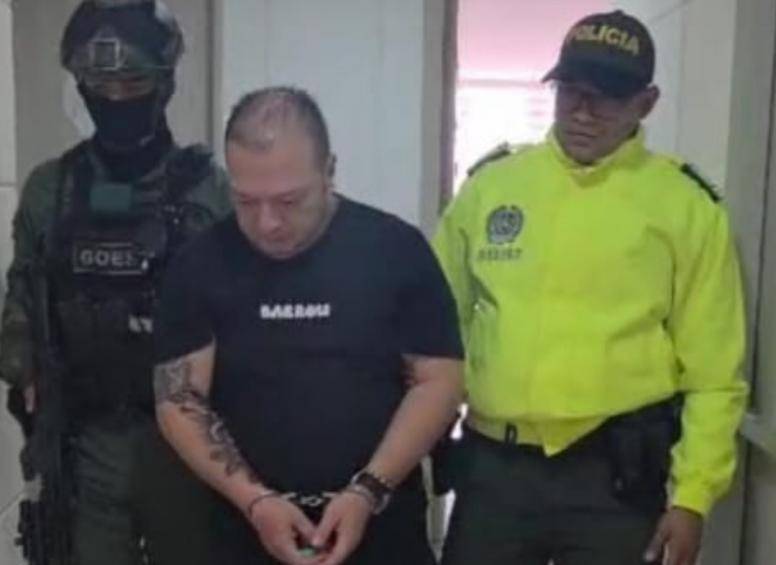 Carlos Alejandro Mejía Pineda, alias Queso o “Pálido”, fue capturado en Sabaneta, Antioquia. FOTO: CORTESÍA DE POLICÍA.