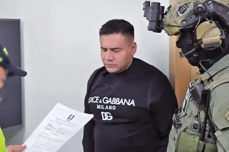 Andrés Marín Silva, alias “Pipe Tuluá”, cabecilla de la banda “la Inmaculada”, está preso desde 2015, pagando 30 años de cárcel por 39 asesinatos y siete tentativas de homicidio. <b><span class="mln_uppercase_mln"> </span></b>FOTO<b><span class="mln_uppercase_mln"> cortesía de la policía</span></b>