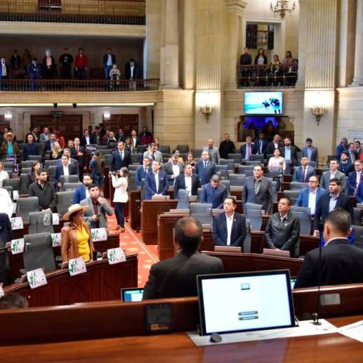 Andrés Calle, presidente de la Cámara de Representantes, decidió levantar la sesión. FOTO CORTESÍA 