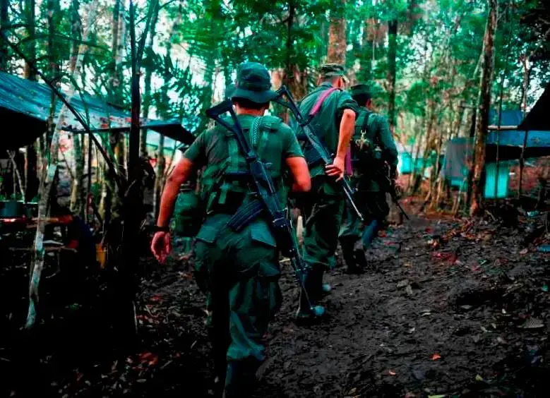 Según personas que viven en zonas de conflicto, las alianzas son comunes. FOTO: ARCHIVO EL COLOMBIANO