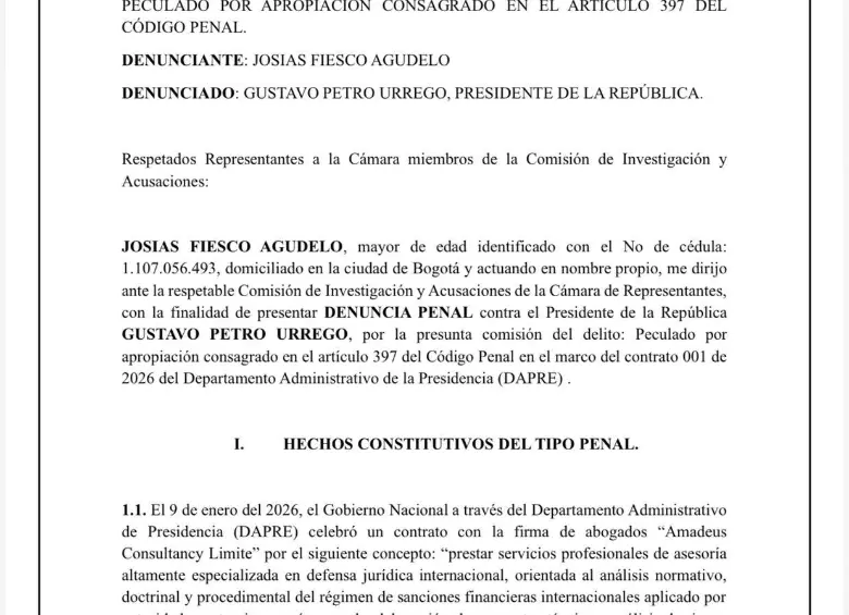 Denuncian a Petro ante la Comisión de Acusación por polémico contrato de defensa internacional