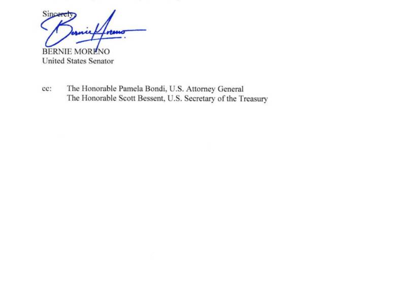 Senador de EE. UU. Bernie Moreno pide declarar terroristas a grupos con los que Petro busca la paz 