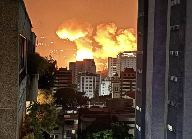 En videos | Así fueron las explosiones y sobrevuelos de Estados Unidos sobre Caracas