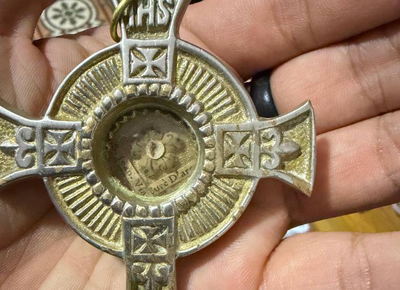 Así estaba la reliquia donada a los sacerdotes de Cisneros. FOTO: Cortesía