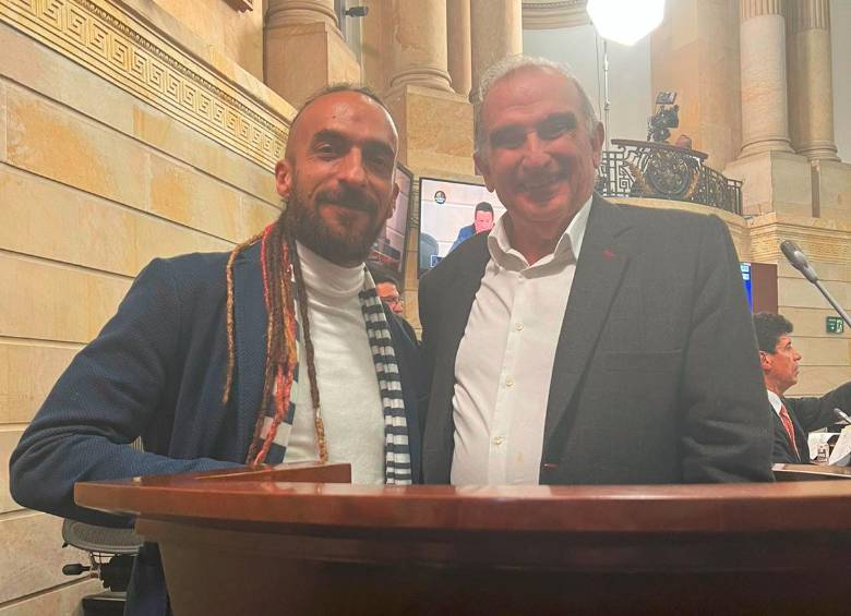 El representante a la Cámara, Daniel Carvalho, y el senador, Humberto de la Calle, habían sido expulsados de Verde Oxígeno, el partido que les dio el aval para las elecciones a Congreso. FOTO: Cortesía