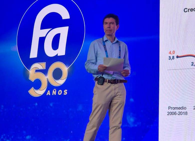 Andrés Quevedo, viceministro General de Hacienda, advirtió sobre la crítica situación fiscal de Colombia y planteó recortes al gasto y más inversión privada. FOTO tomada de X