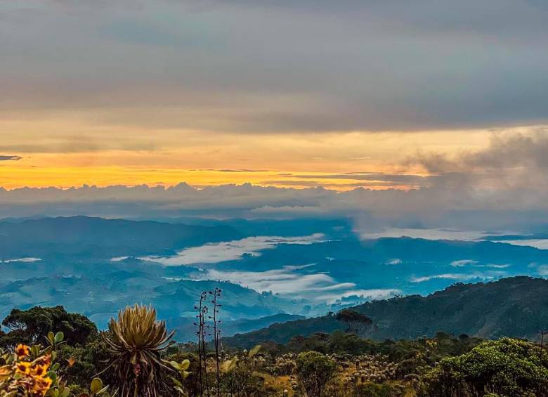 Montañas y nubes, vista desde El Páramo de Belmira, también llamado Santa Inés. Foto: Cristina Rodriguez.
