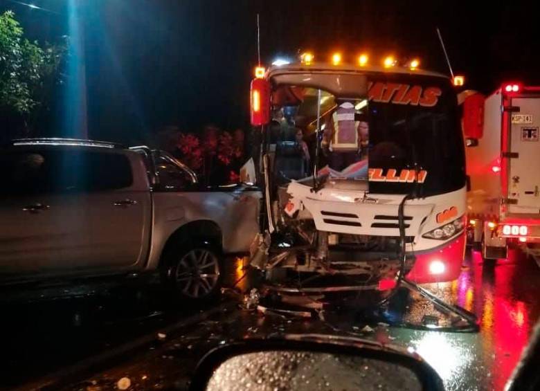El accidente dejó tres personas lesionadas, según el informe oficial de las autoridades. FOTO: CORTESÍA 